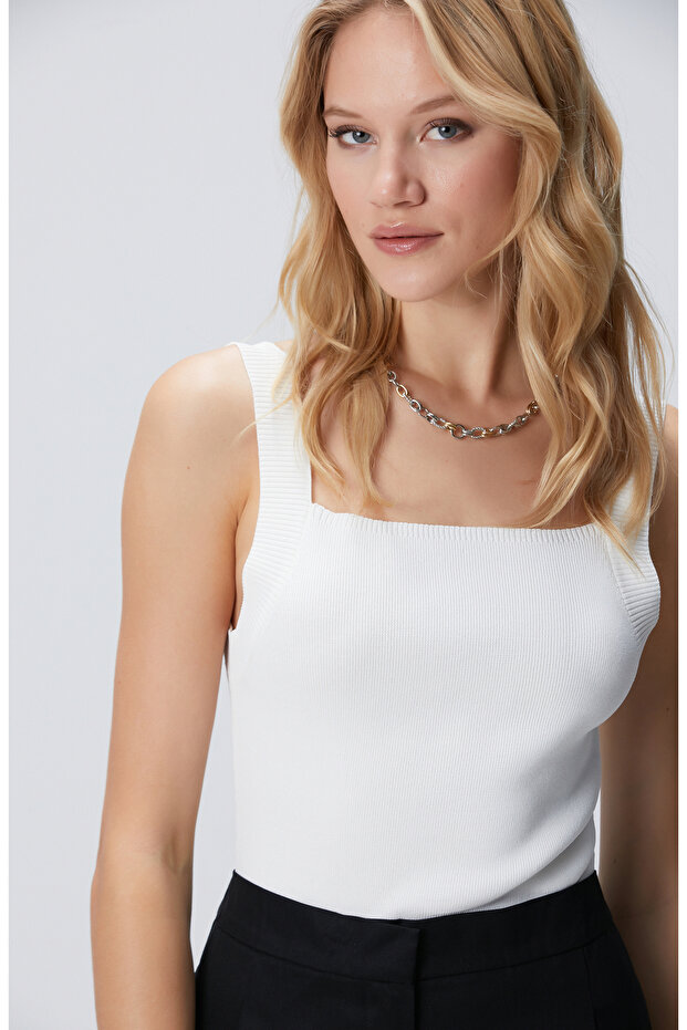 Kırık Beyaz Kazak - 2