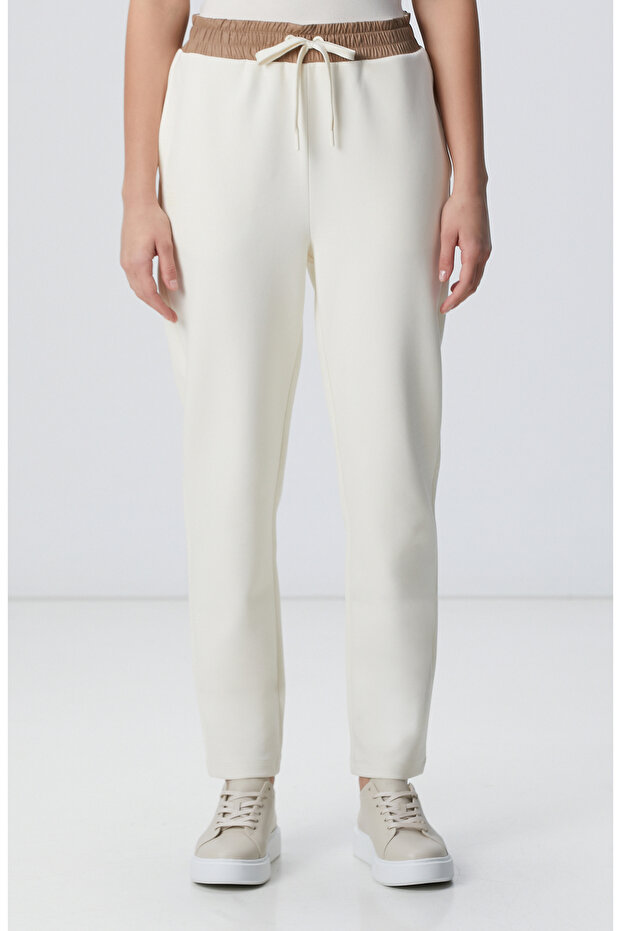 Kırık Beyaz N-Tech Dokuma Garnili Örme Eşofman - 2