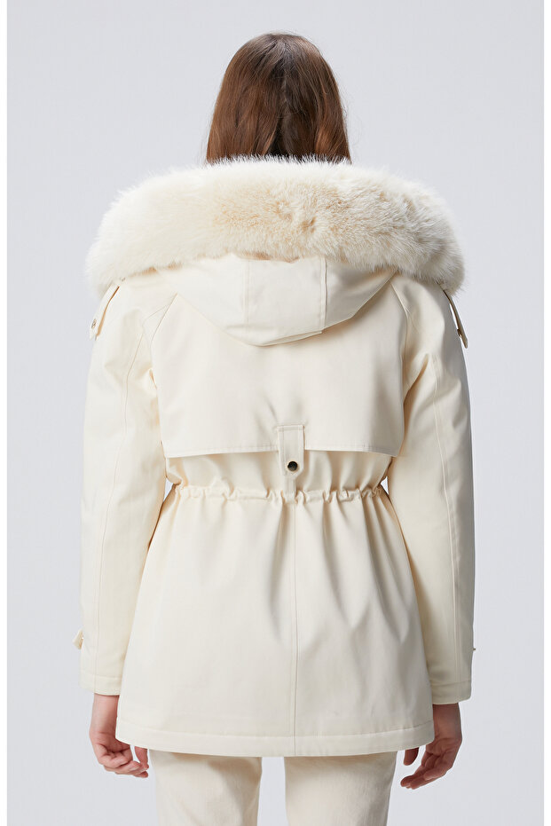 Kırık Beyaz Kaban - 5