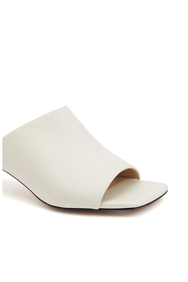 Beyaz Kadın Terlik - 6