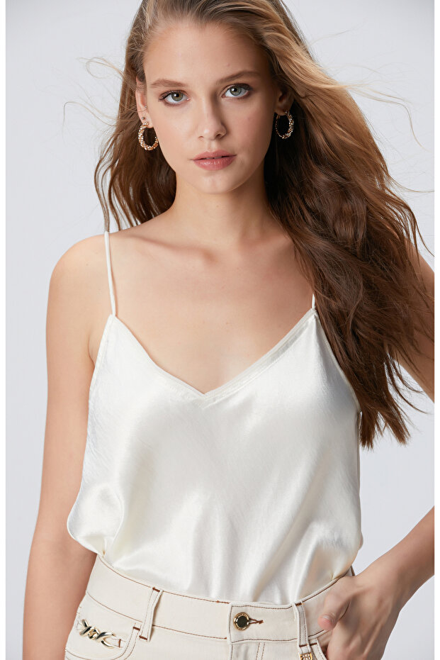 Kırık Beyaz Bluz - 2