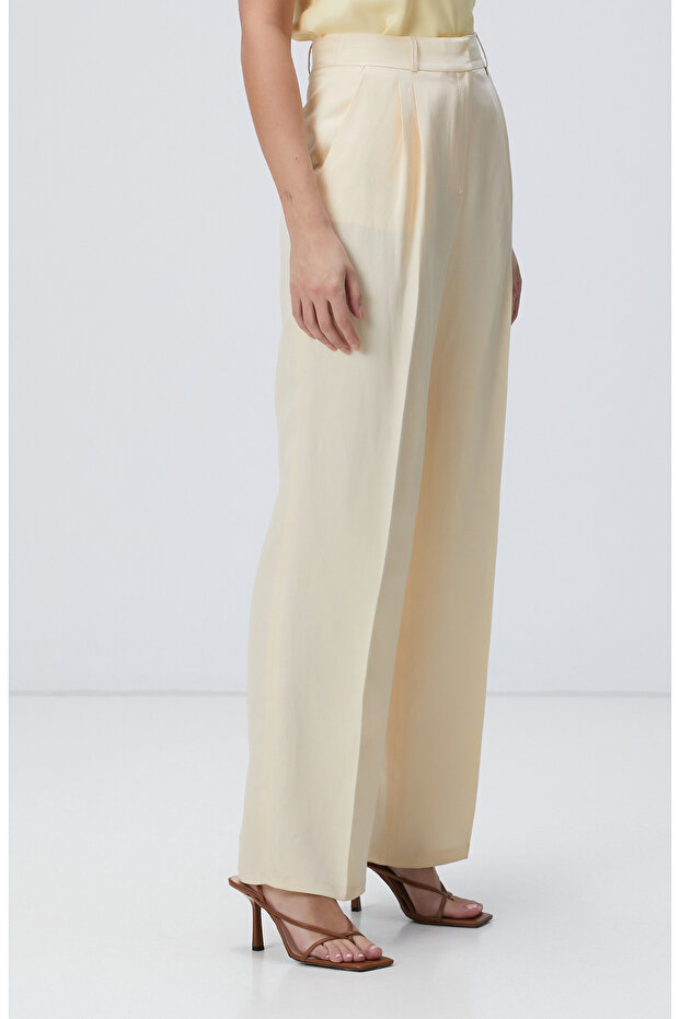 Limited Vanilya Pileli Pantolon - 4