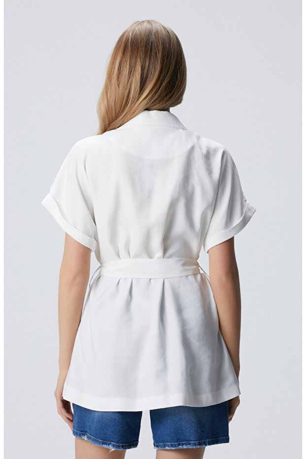 Beyaz Beli Kuşaklı Ceket - 5