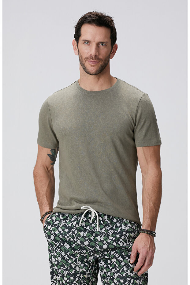 Haki Basic T-shirt - 2