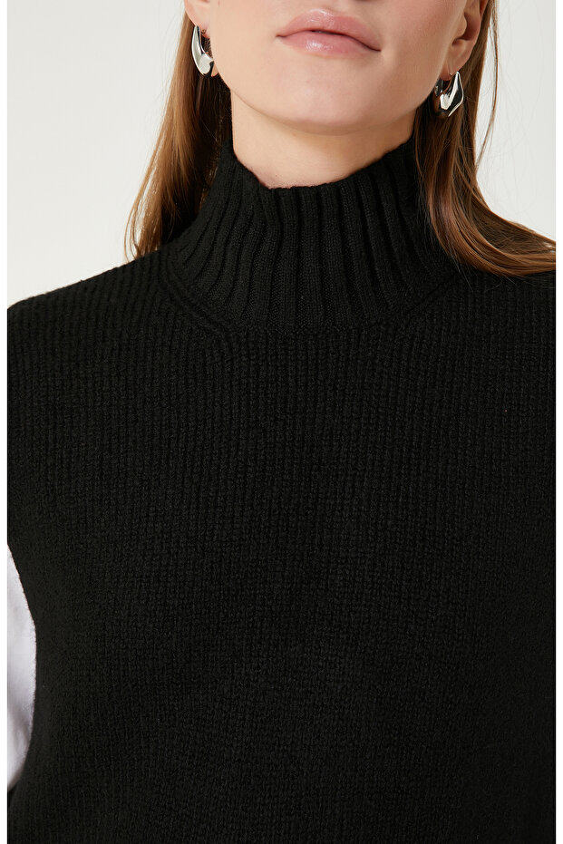 Siyah Süveter - 5