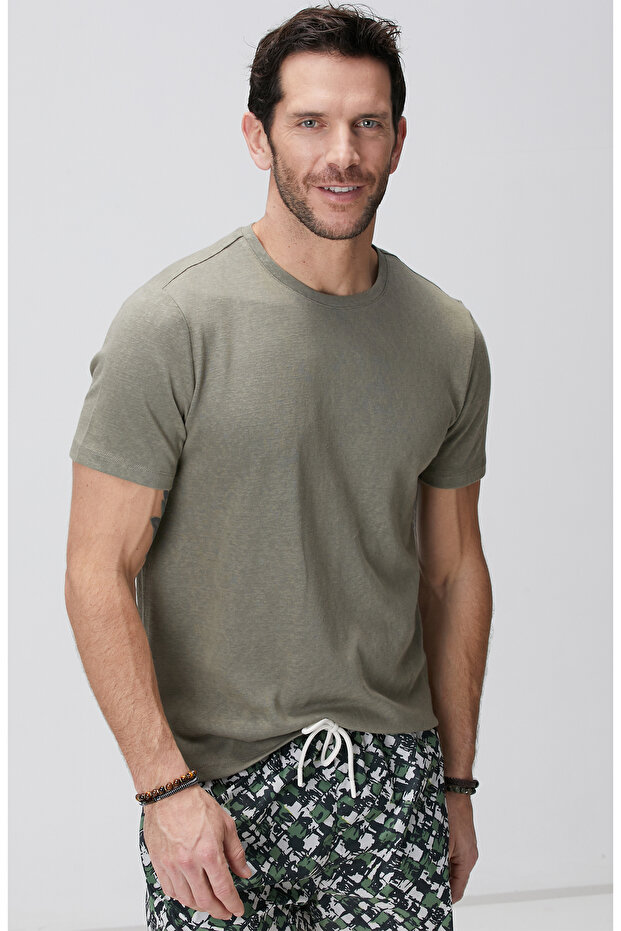 Haki Basic T-shirt - 1