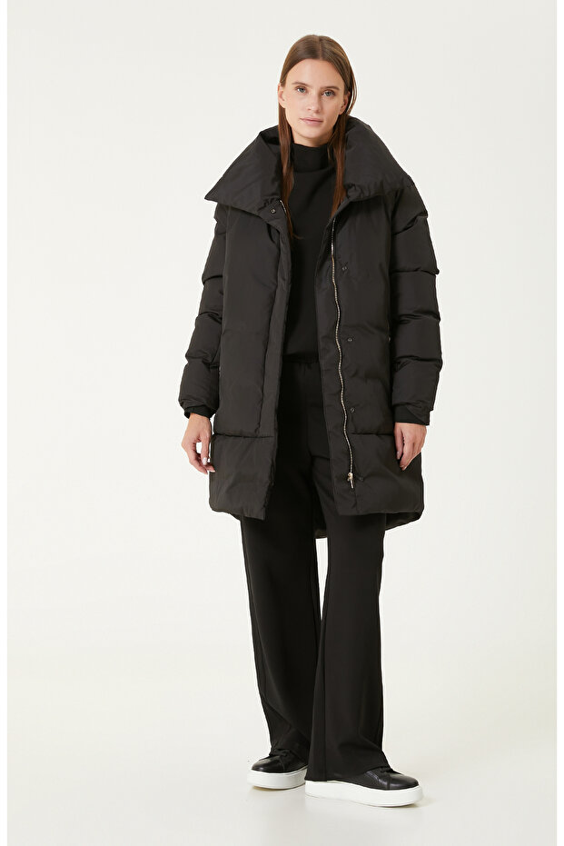 Siyah Uzun Kaban - 1