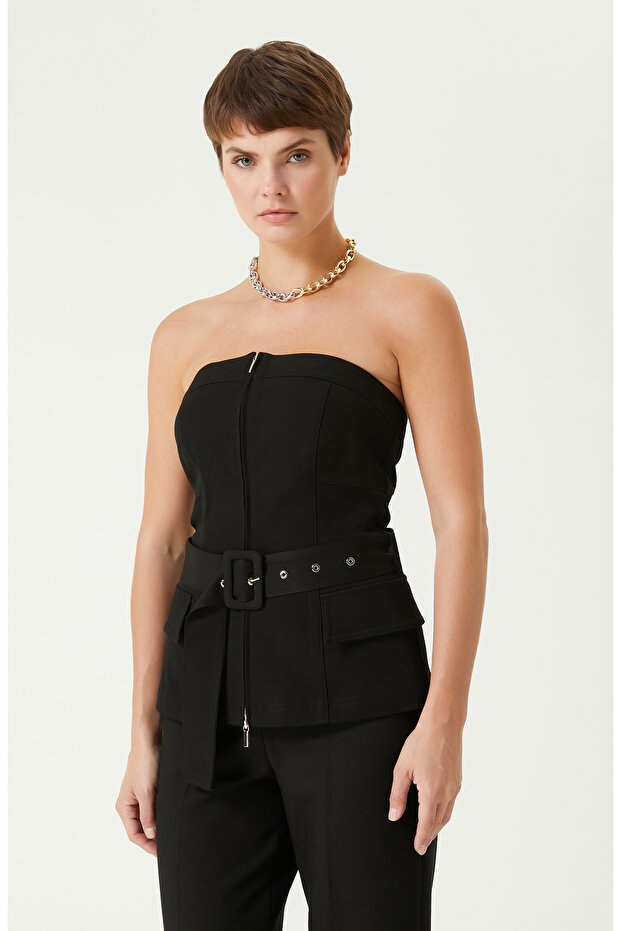 Siyah Kemerli Büstiyer - 1