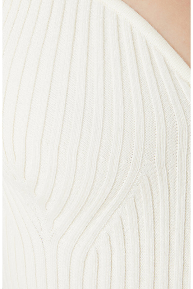 Kırık Beyaz Triko Atlet - 5