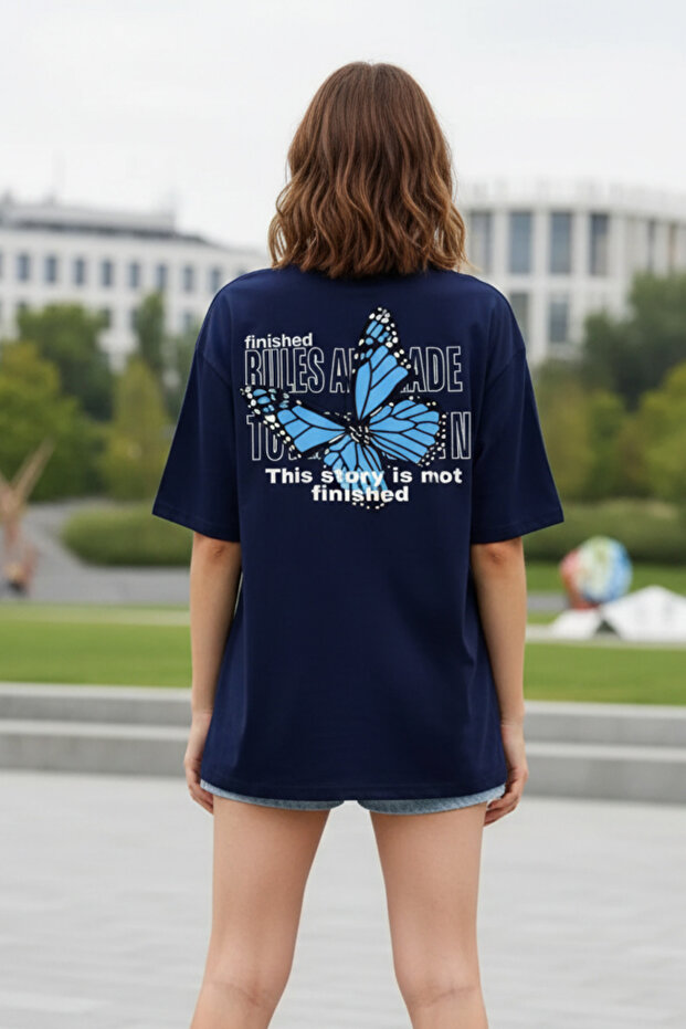Malkoçbey Blue Back Butterfly Printed Oversize Unisex Basic T-Shirt