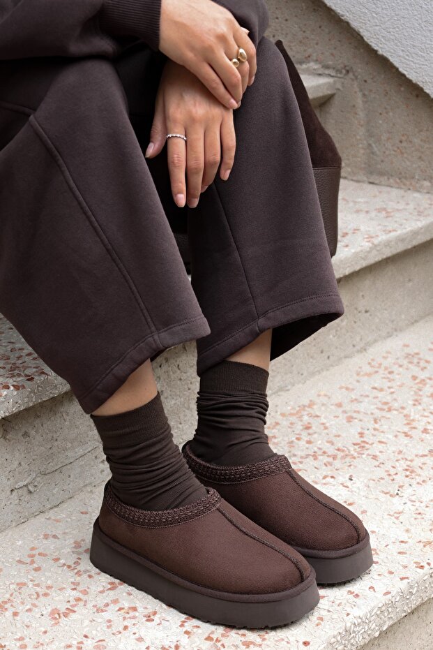 Dámské Uggps hnědé chlupaté krátké semišové ploché pantofle - 1