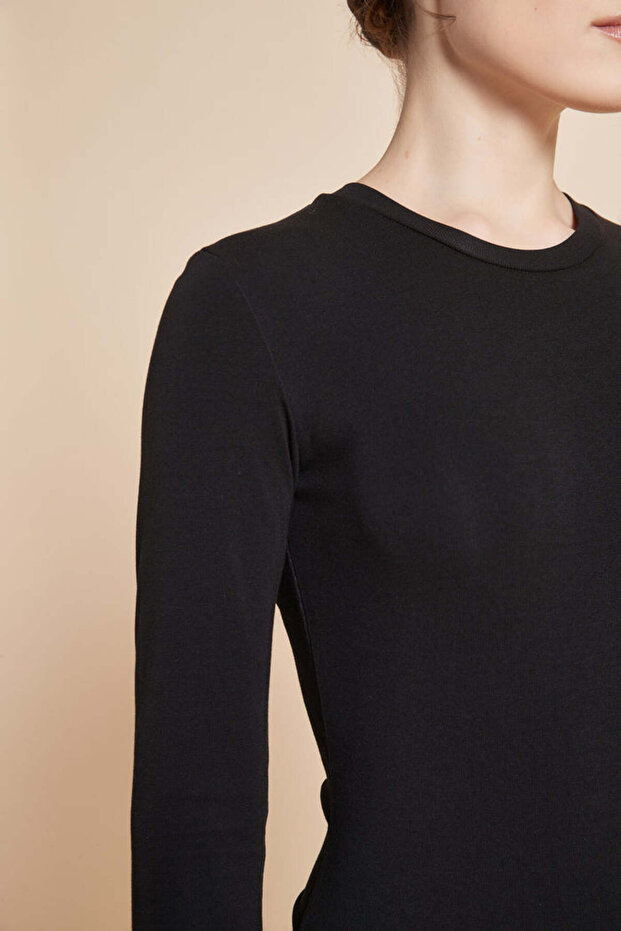 بلوزة سادة بأكمام طويلة - 5