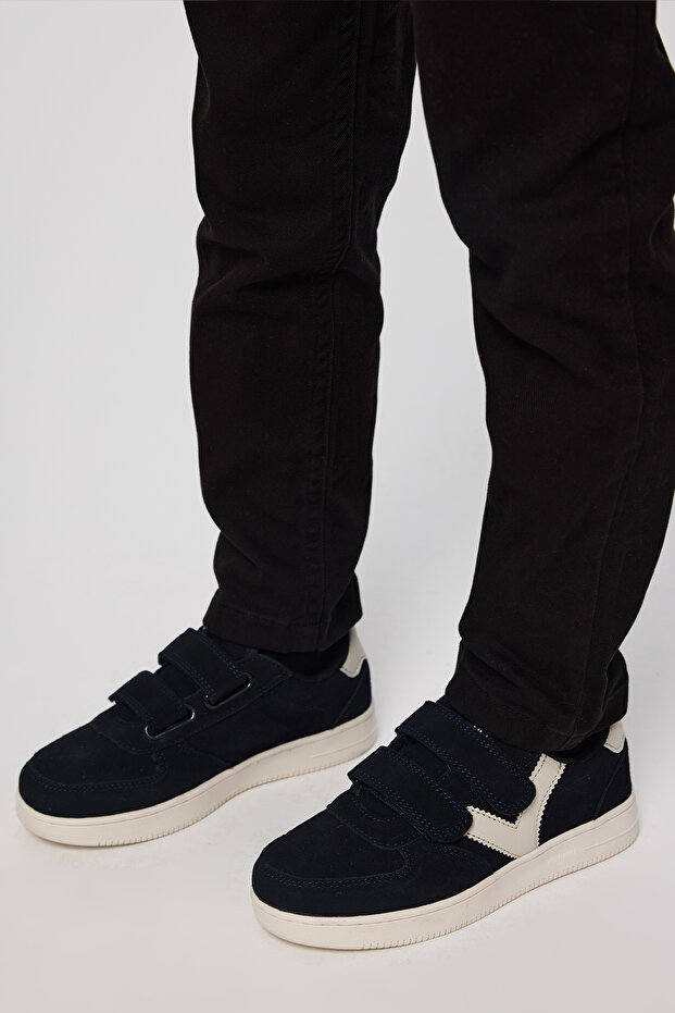 Unisex Kids Black Shoes