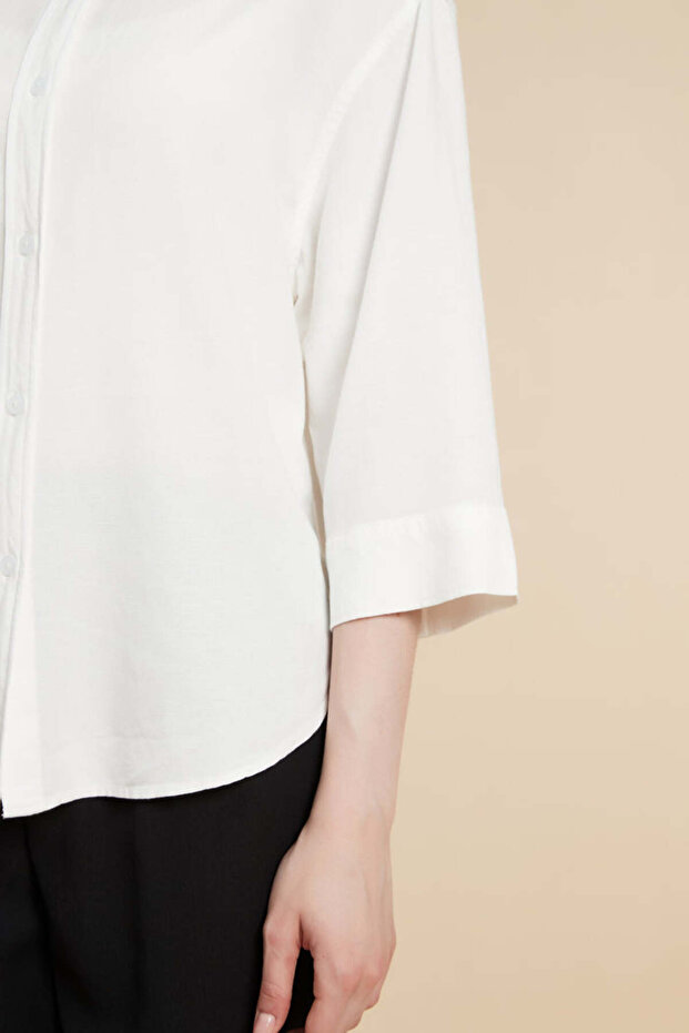 بلوزة سادة بأزرار أمامية - 5