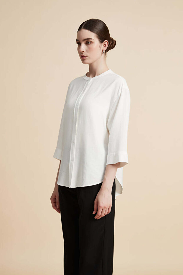 بلوزة سادة بأزرار أمامية - 3