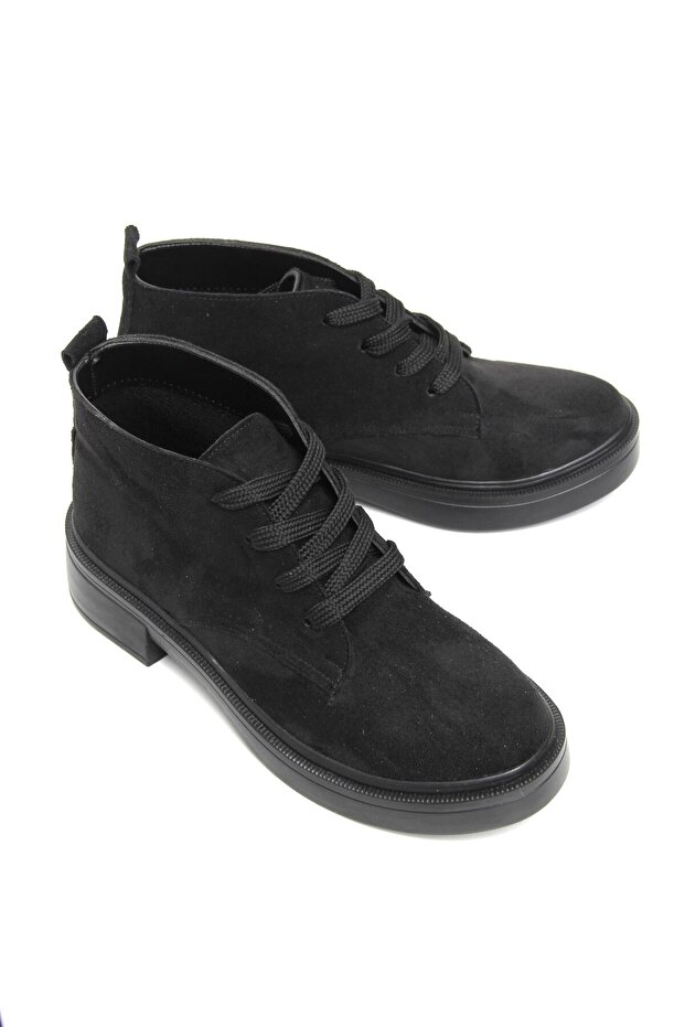 Lace-Up Women's Suede Boots Brown