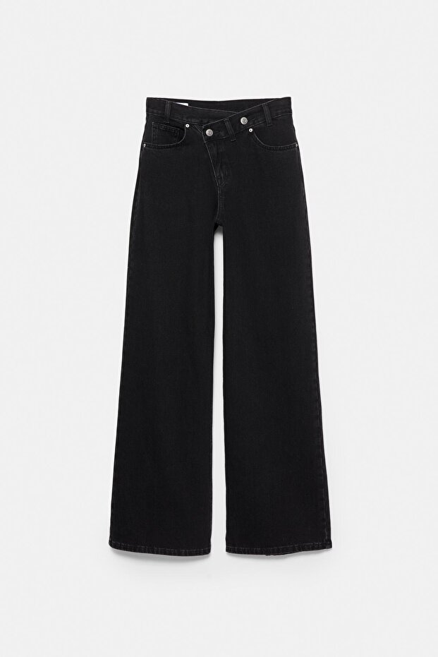 Çapraz kemerli geniş paça jean - 7