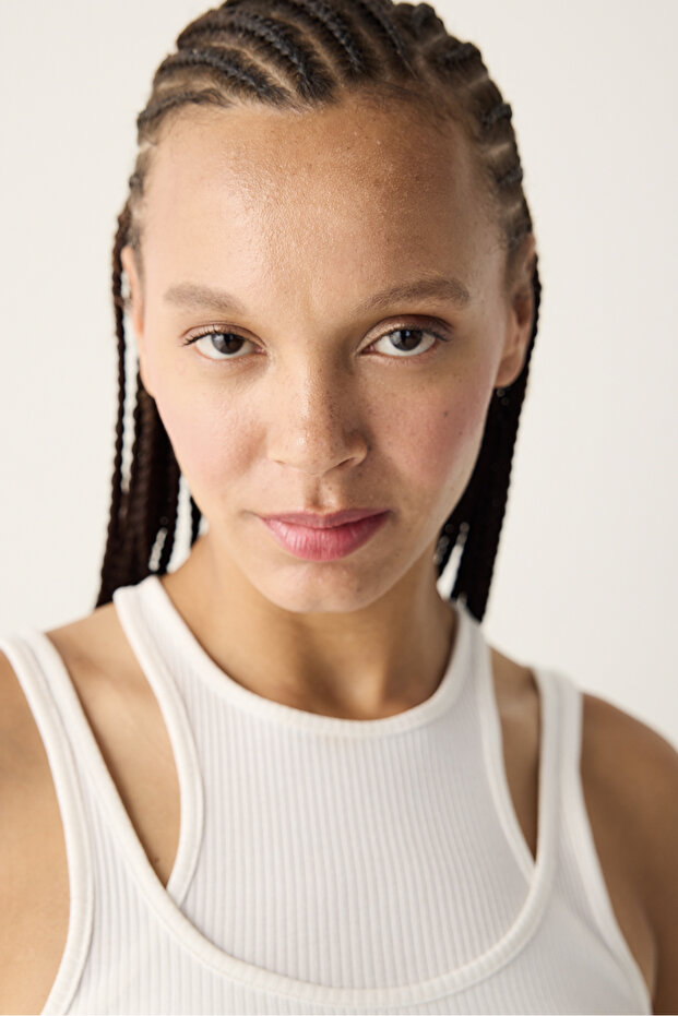 تصميم علوي مضلع باللون الأبيض بطبقة مزدوجة - 3