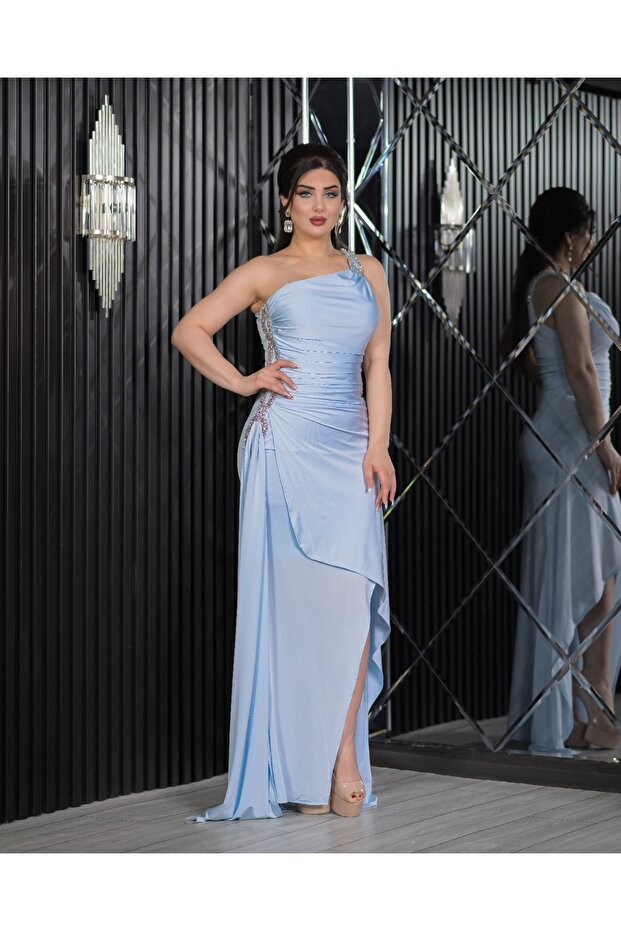 Dralithe - Evening Dress with Stone Stripes and Draped Shiny Fabric - 2