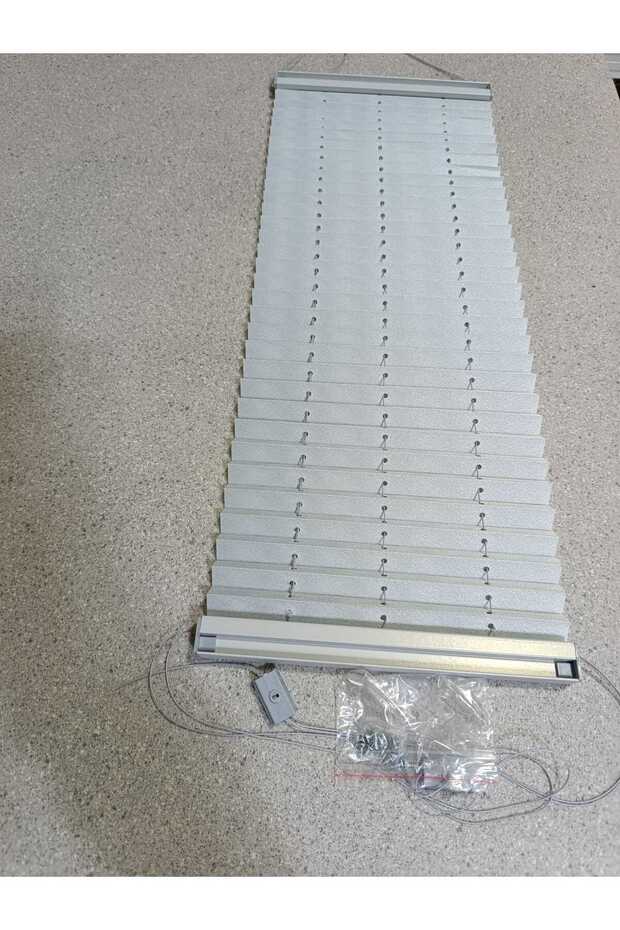 CAM BALKON VE PVC KAPI & PENCERE PİLİSELİ PERDE VİDALI - 2