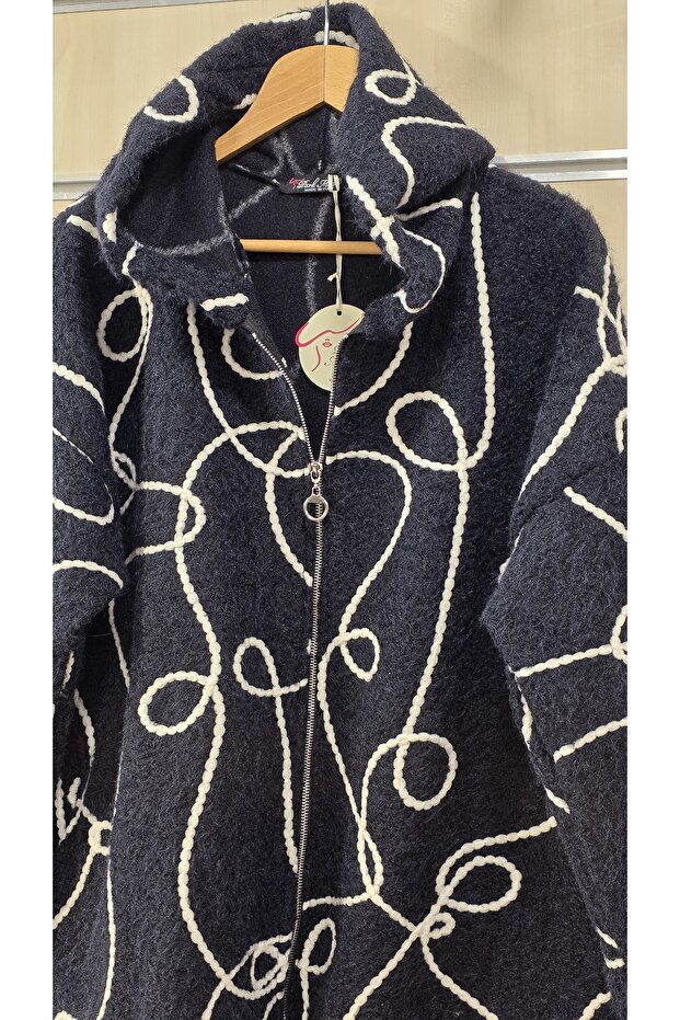 Felt Coat Raffia Pattern - 3