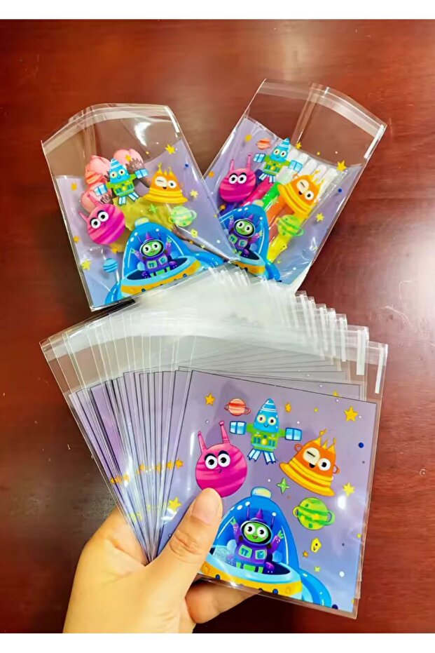 Uzay Desen Kurabiye Poşeti, Çikolata, Şeker Poşeti Hediyelik Poşeti Bantlı Jelatin OPP 10X10 95 Adet - 1