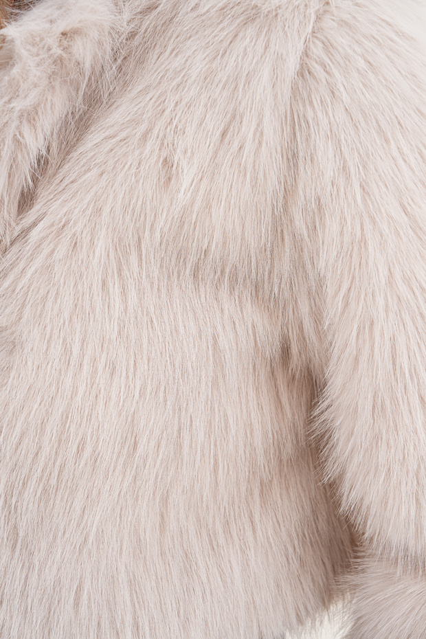 سترة كروب بوي ذات ياقة أساسية وفرو - 8