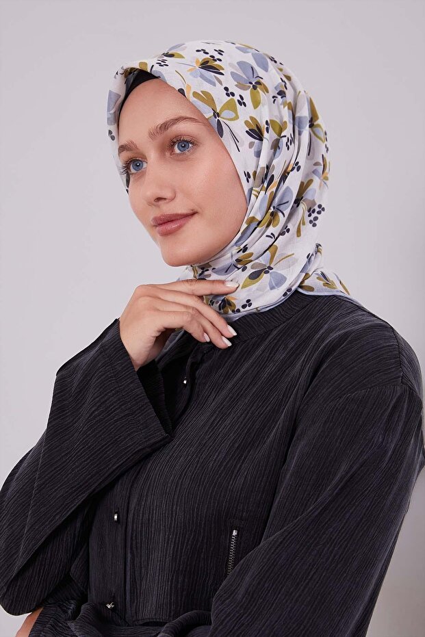 وشاح ناعم بنمط زهرة رمادية - 3