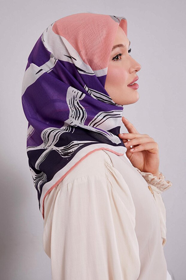 وشاح ناعم بنمط تجريدي من Yavruağzı