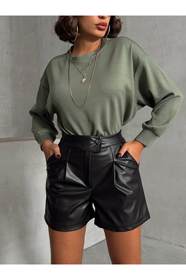 Çift Düğmeli Deri Şort - 3