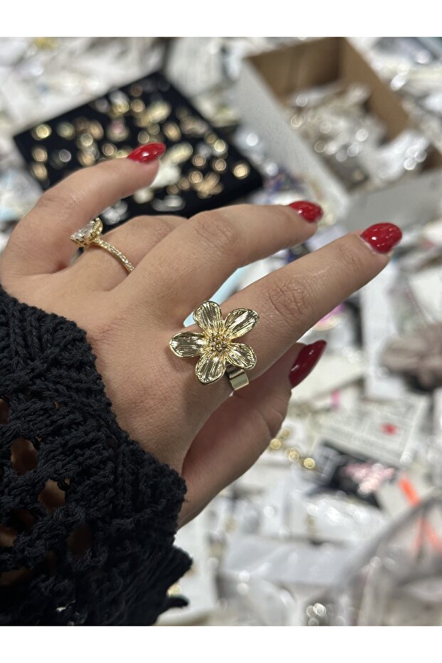 Big Adjustable Flower Ring - 1