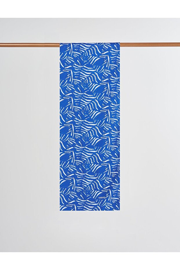 شال بطباعة رقمية بنمط تجريدي باللون النيلي - 1