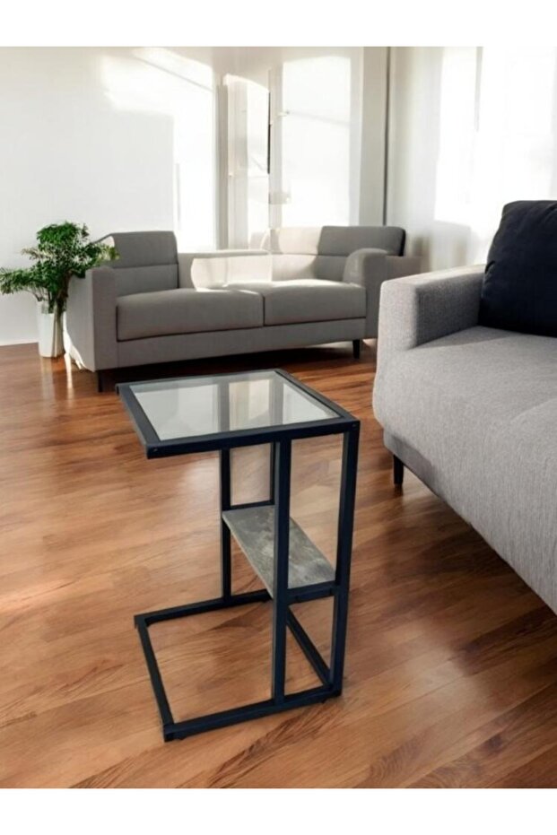 Service table with a distinctive rectangular design - 1