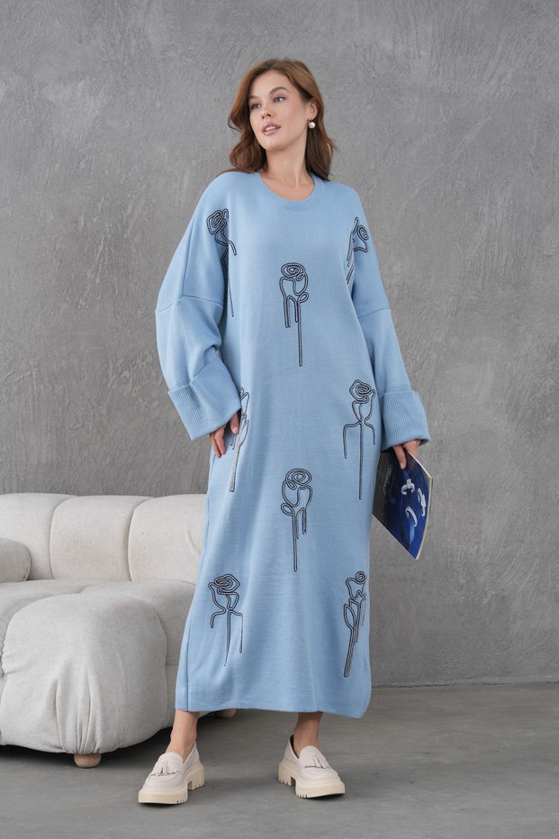 Women's Wide-Fit Long Knit Dress with Beading and Embroidery on the Front