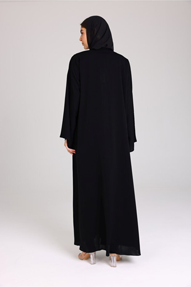 عباية سوداء سادة مطرزة بالخرز - 4