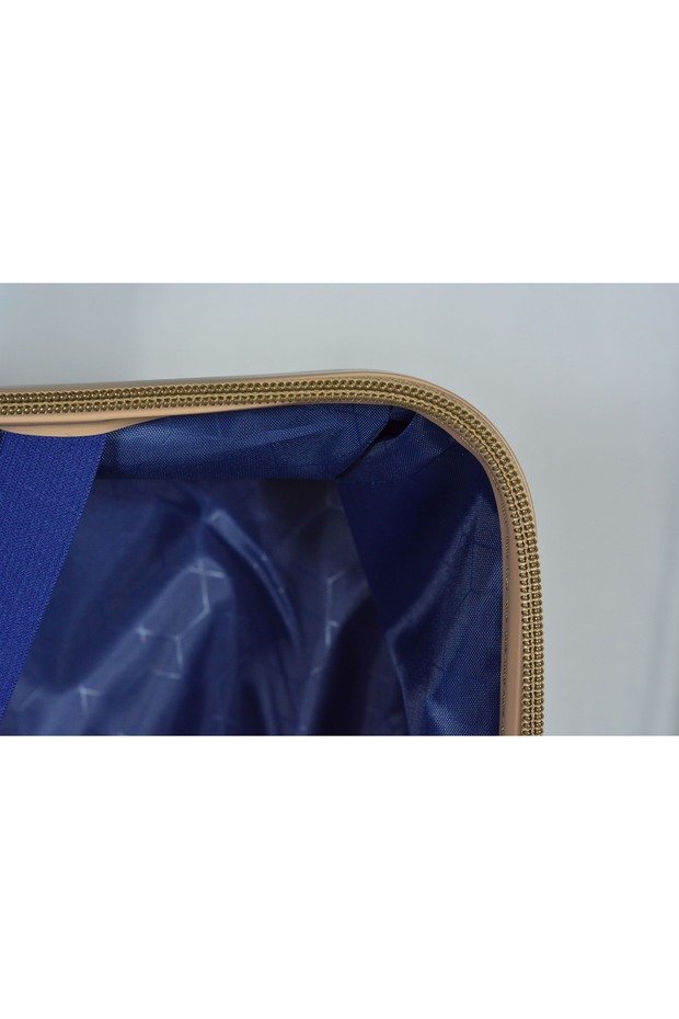 طقم حقائب سفر 4 قطع - 4