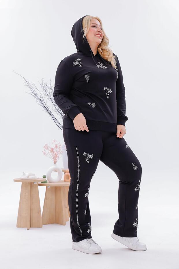 طقم مطرز بالخرز مقاس كبير - 7