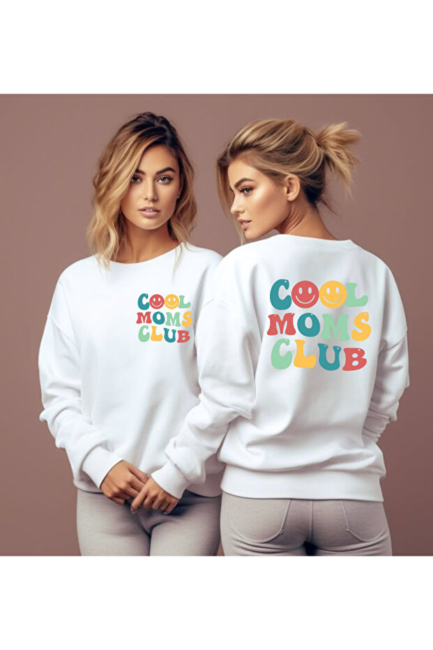 سويت شيرت مطبوع برقبة دائرية من Cool Moms Club مكون من 3 خيوط