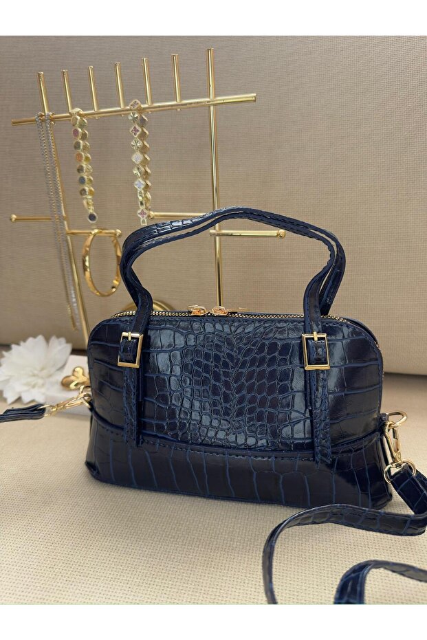 حقيبة صغيرة باللون الأزرق الداكن - 4