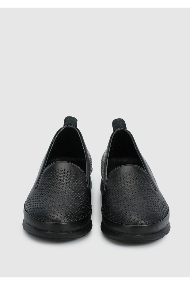 Siyah Deri Kadın Ayakkabı - 4