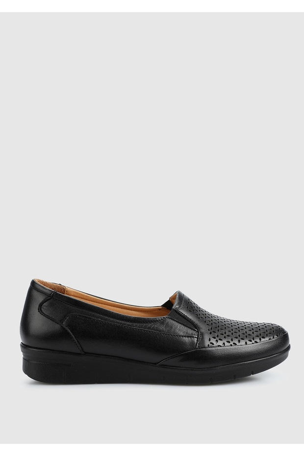Pantofi de dama din piele neagra - 1