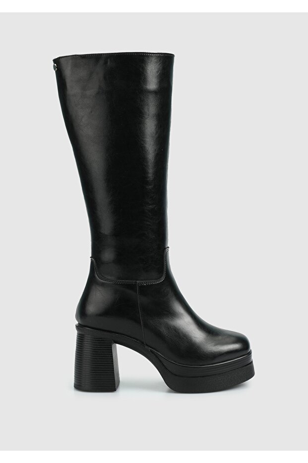 Siyah Kadın Bot - 1