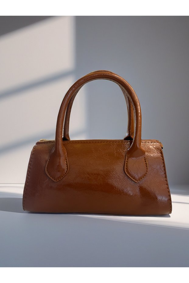 Luna Model Women's Coffee Colored Handbag
