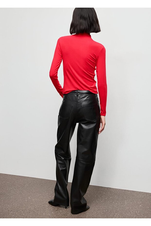 Dik yaka tişört - 4