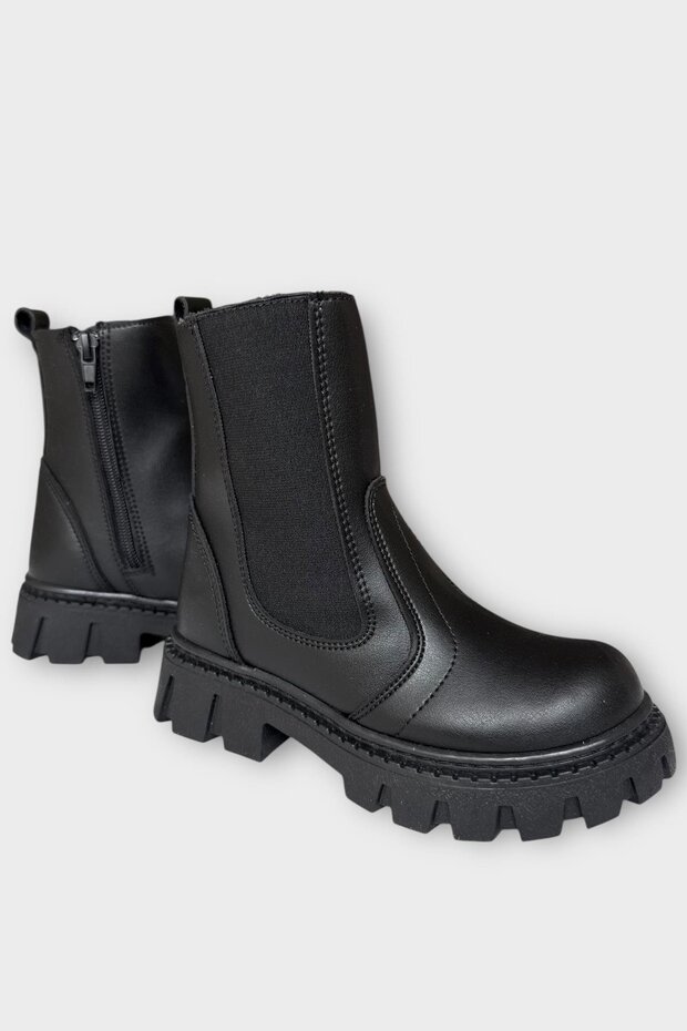 Lányoknak gumis részletekkel ellátott vastag talpú csizma FEKETE - 2