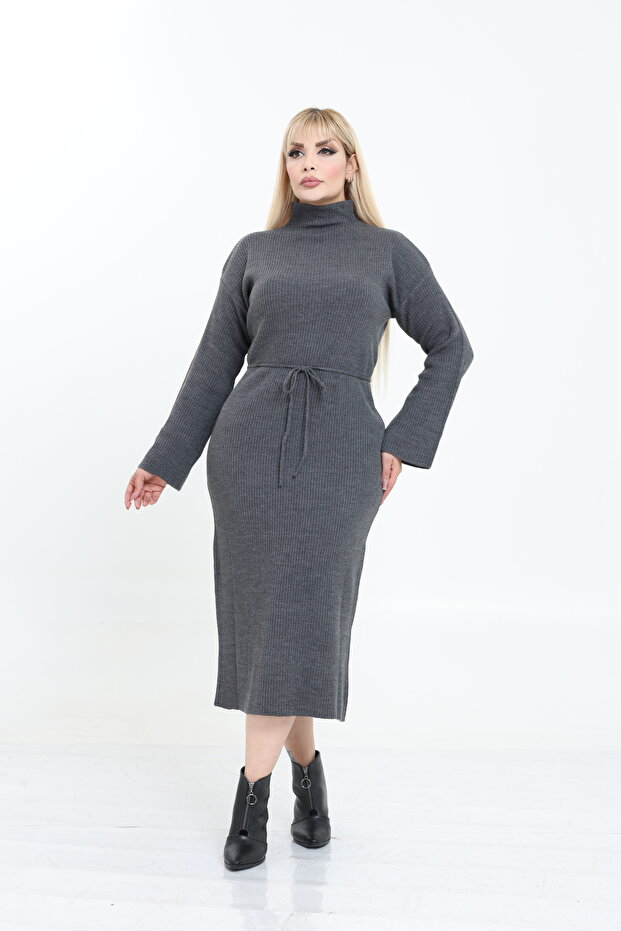 Dik Yaka Geniş Kol Triko Örme Elbise - 1