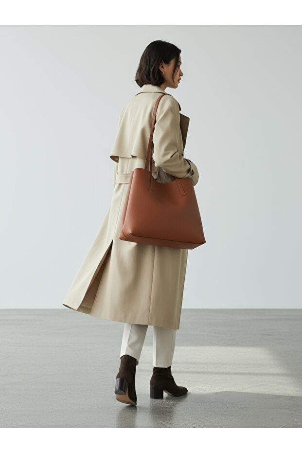 Megg Women's Large Shoulder and Arm Bag