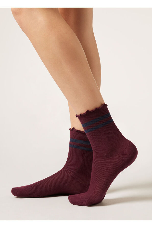 جوارب منقوشة مخططة - 1