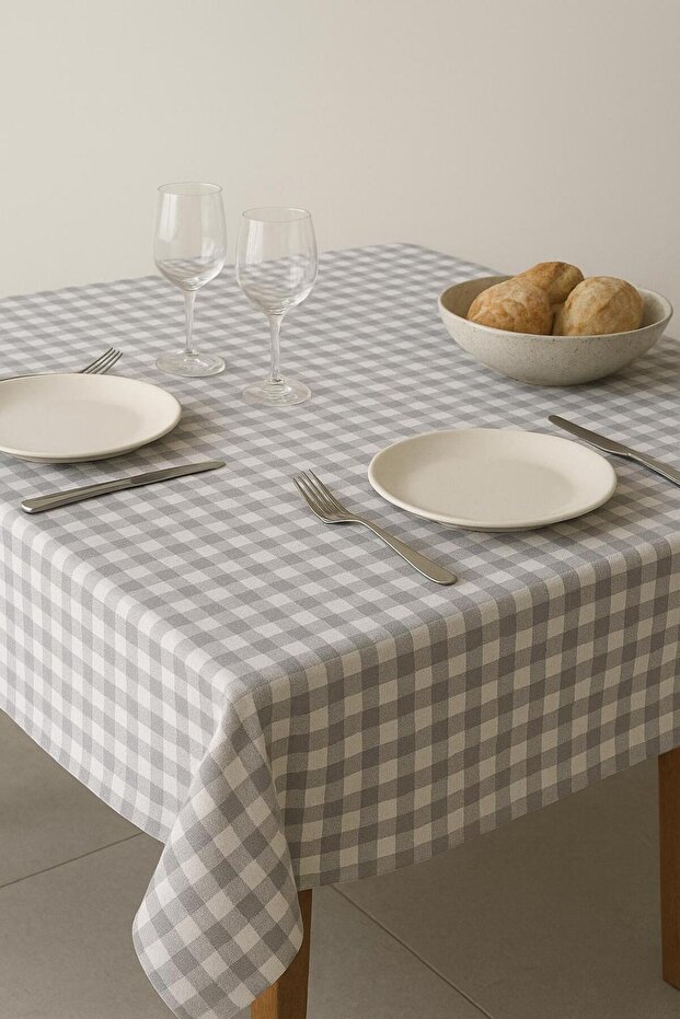 Gray Plaid Tablecloth 170*170 cm