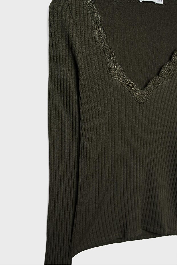 Dantelli dikişsiz tişört - 7